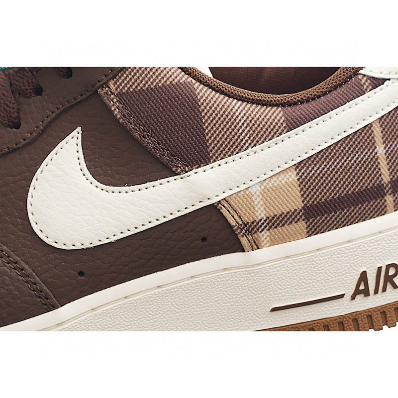 Tênis Nike Air Force 1 Low 'Cacao Brown Plaid'