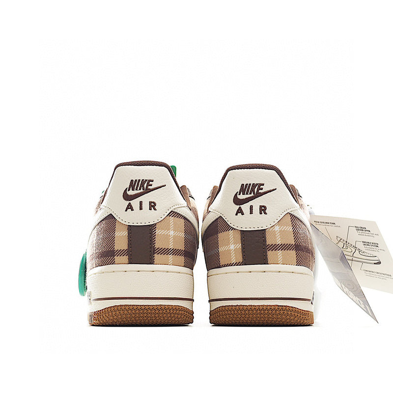 Tênis Nike Air Force 1 Low 'Cacao Brown Plaid'