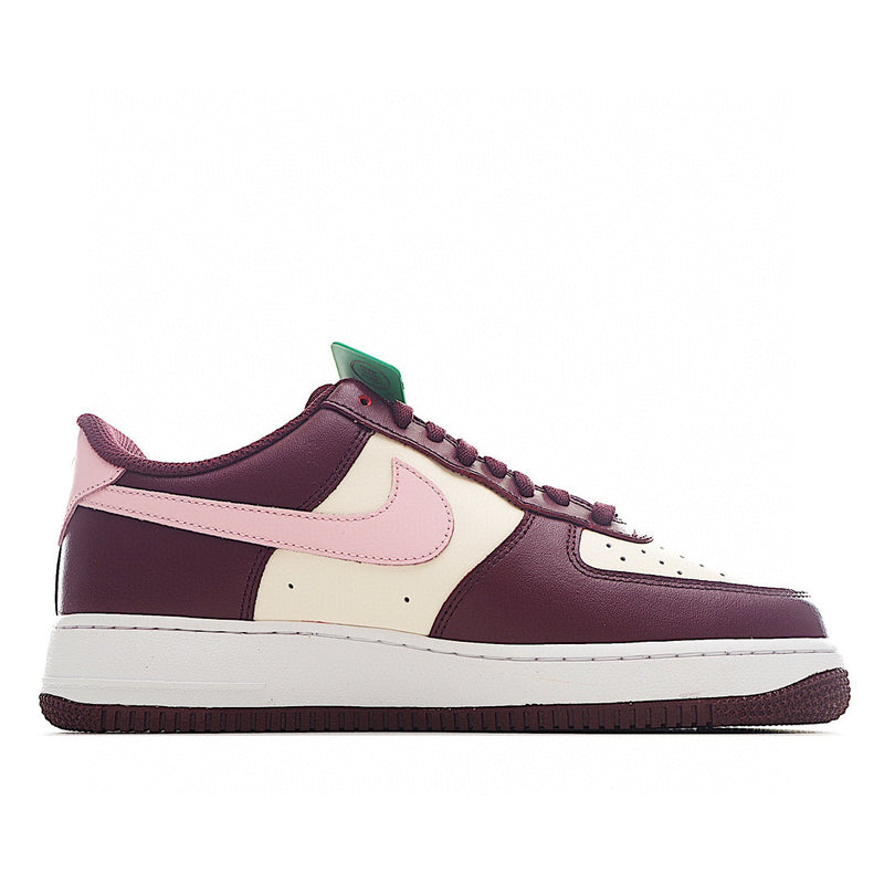 Tênis Air Force 1 Low Valentine's Day Red