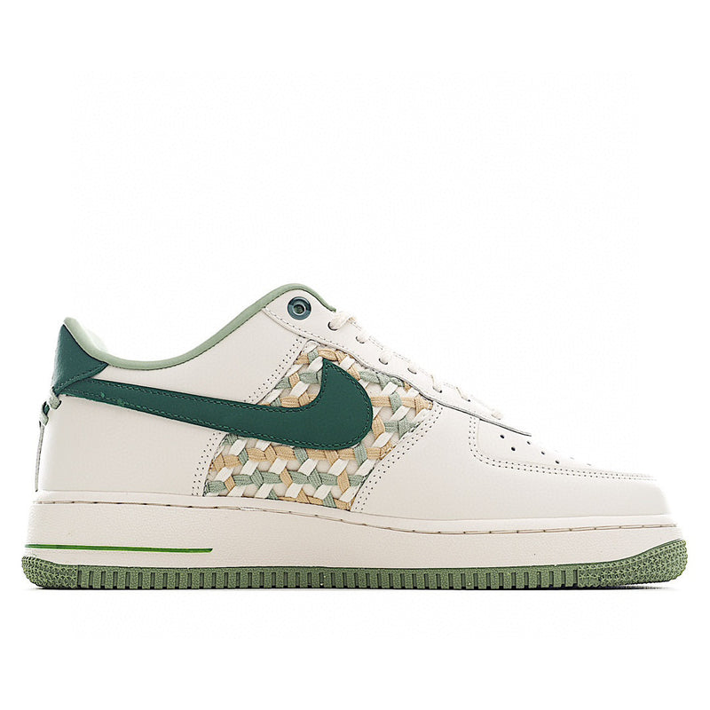 Tênis Nike Air Force 1 Low 07' Premium NAI-KE Bamboo Weave Sail Gorge Green