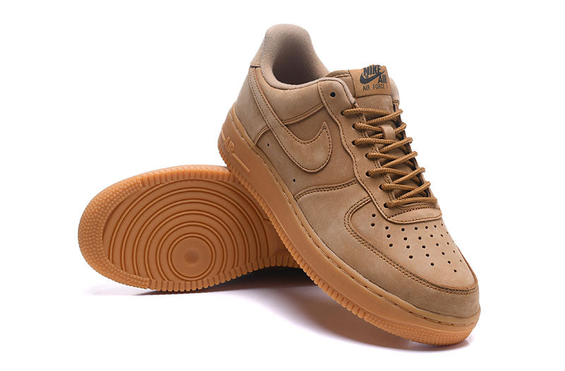 Tênis Nike Air Force 1 Low '07 Flax