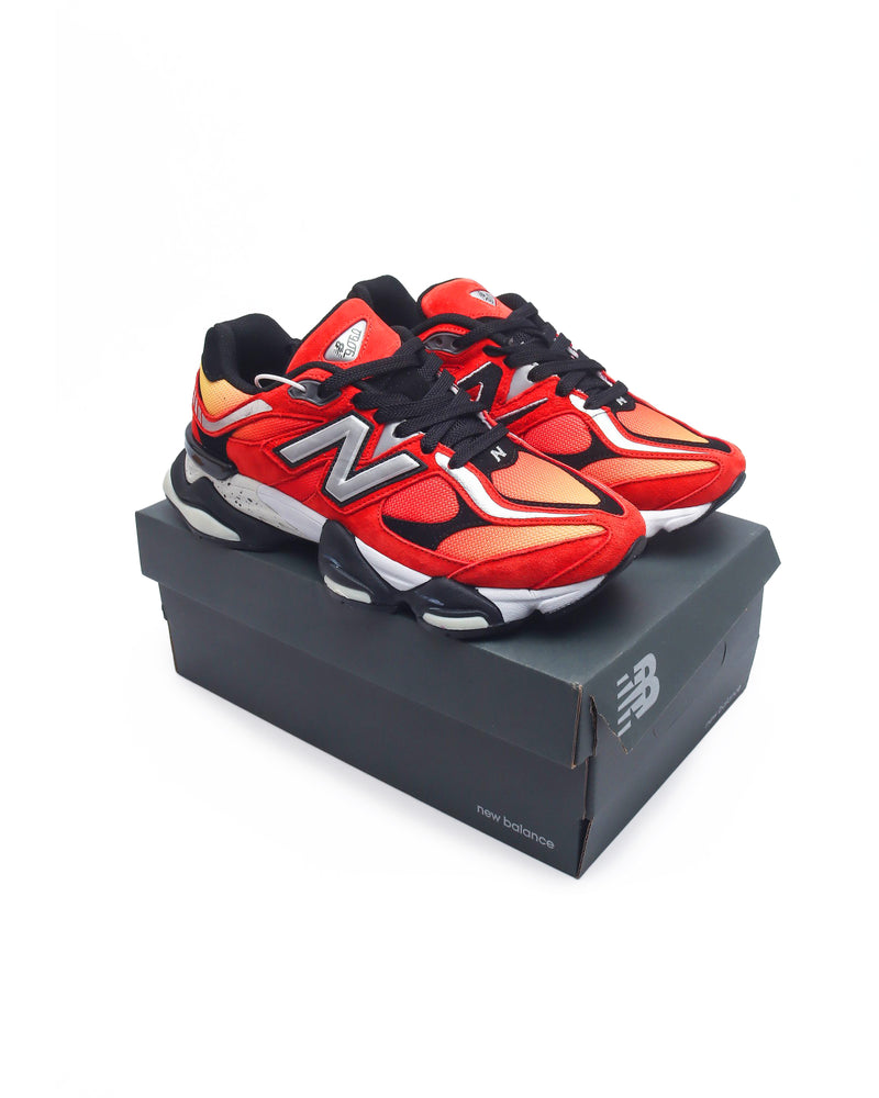 Tênis New Balance 9060 'DTLR Fire Sign'