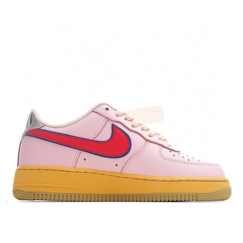 Tênis Nike Air Force 1 Low '07 Feel Free, Let's Talk